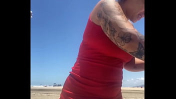 video slope i let the young guy touch my pussy on the beach and of course i also touched his dick porn